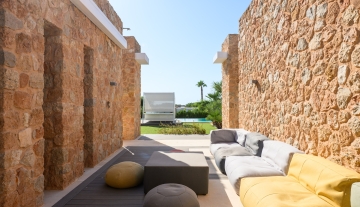 Resa Estates te koop sale Cala Comte lounge side.jpg